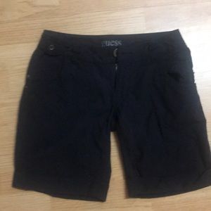 Black Guess shorts